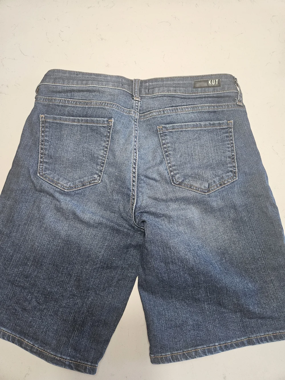 Kut from the Kloth relaxed fit